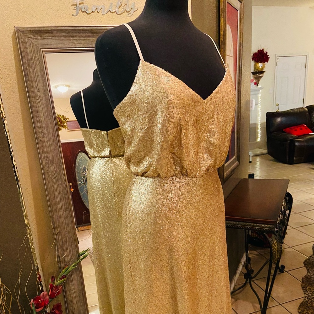 Gold Sequin long formal dress - Picture 3 of 10